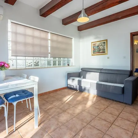 Apartament Zoricic Novi Vinodolski